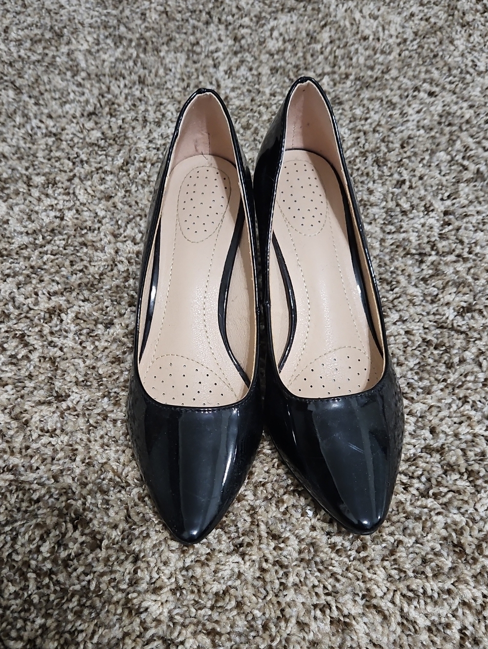 Amazon Black Patent Pointed-Toe Women's Heels